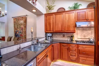 Photo #6: 230001878 Listing