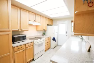 Photo #4: 230001903 Listing 