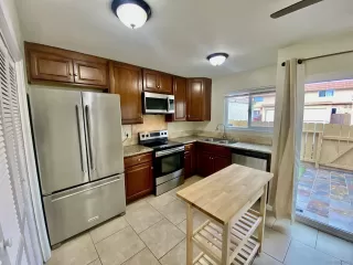 Photo #4: 230001933 Listing