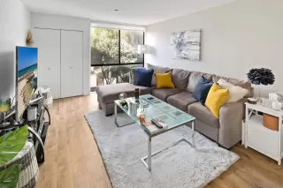 Photo #6: 230001947 Listing