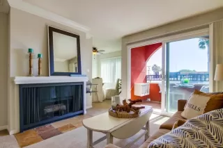 Photo #4: 230001976 Listing 