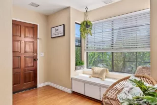 Photo #4: 230001979 Listing