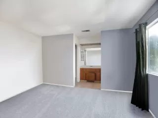 Photo #4: 230002048 Listing