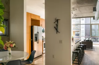 Photo #3: 230002054 Listing