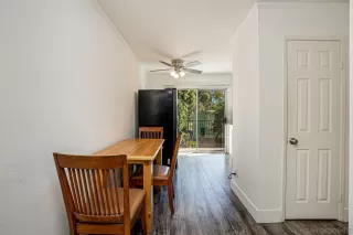 Photo #5: 230002061 Listing