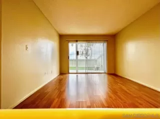 Photo #2: 230002087 Listing