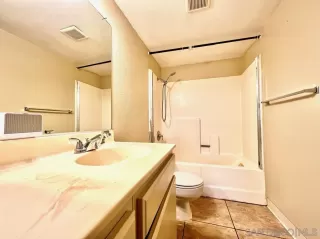 Photo #6: 230002087 Listing