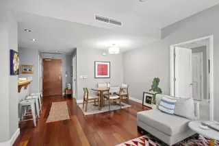 Photo #6: 230002107 Listing 