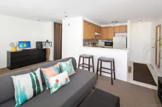 Photo #6: 230002149 Listing