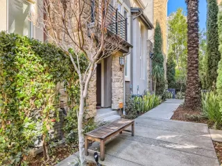 Photo #1: 230002202 Listing