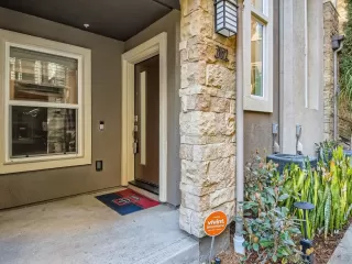 Photo #2: 230002202 Listing