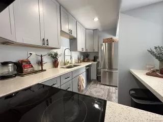 Photo #6: 230002205 Listing