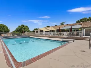 Photo #3: 230002210 Listing