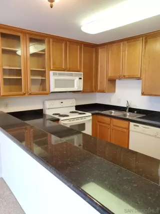 Photo #4: 230002236 Listing 