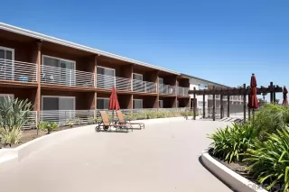 Photo #4: 230002257 Listing