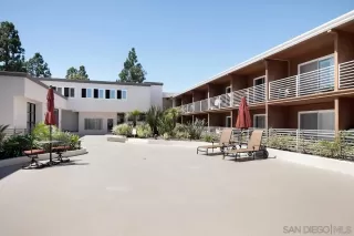 Photo #5: 230002257 Listing