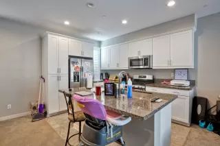 Photo #3: 230002320 Listing