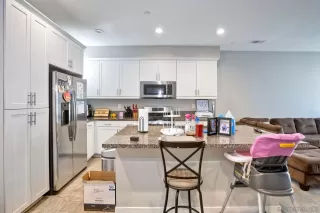 Photo #5: 230002320 Listing