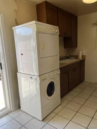 Photo #5: 230002372 Listing