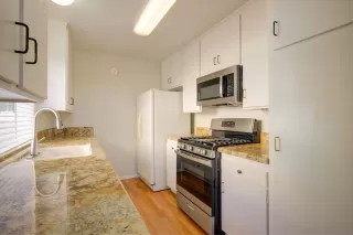 Photo #6: 230002399 Listing 