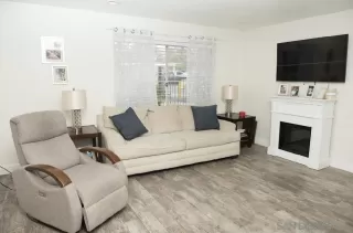 Photo #2: 230002423 Listing