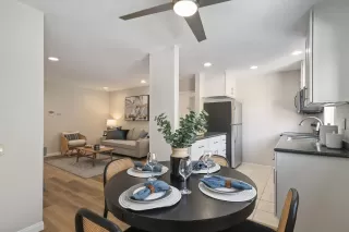 Photo #4: 230002474 Listing 