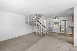 Photo #3: 230002550 Listing