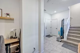 Photo #3: 230002569 Listing