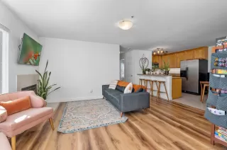 More Details about MLS # 230002589 : 1202 DONAX AVE UNIT 1