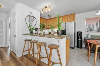 Photo #3: 230002589 Listing 