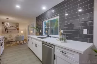 Photo #2: 230002614 Listing