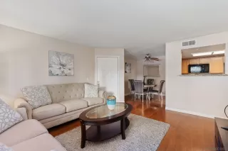 Photo #2: 230002617 Listing