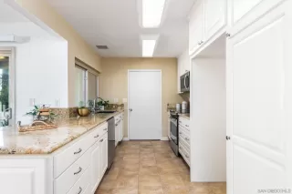 Photo #5: 230002646 Listing