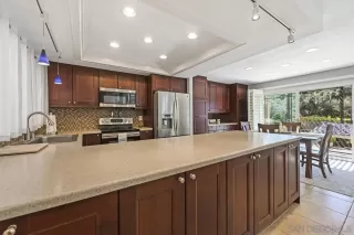 Photo #2: 230002657 Listing