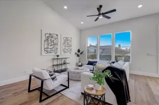 Photo #5: 230002700 Listing