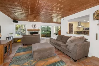 Photo #4: 230002807 Listing 