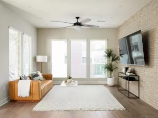 Photo #1: 230002859 Listing