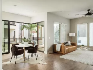 Photo #2: 230002859 Listing