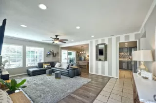 Photo #3: 230002976 Listing