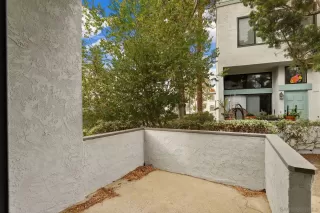 Photo #4: 230002979 Listing