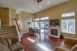 Photo #2: 230002986 Listing