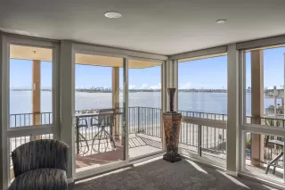 Photo #6: 230003028 Listing