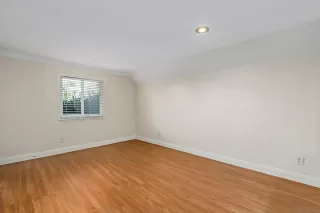 Photo #3: 230003084 Listing 