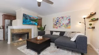 Photo #3: 230003094 Listing