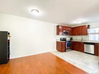 Photo #3: 230003138 Listing