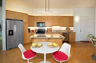 Photo #2: 230003151 Listing