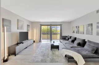 Photo #1: 230003160 Listing