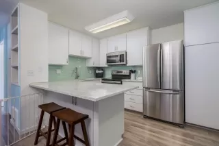 Photo #1: 230003162 Listing