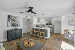 Photo #2: 230003180 Listing 