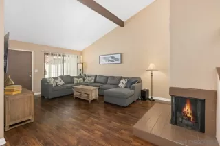 Photo #6: 230003184 Listing